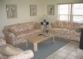 Two Hoots Orlando - click to enlarge