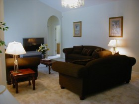 Lounge - click to enlarge